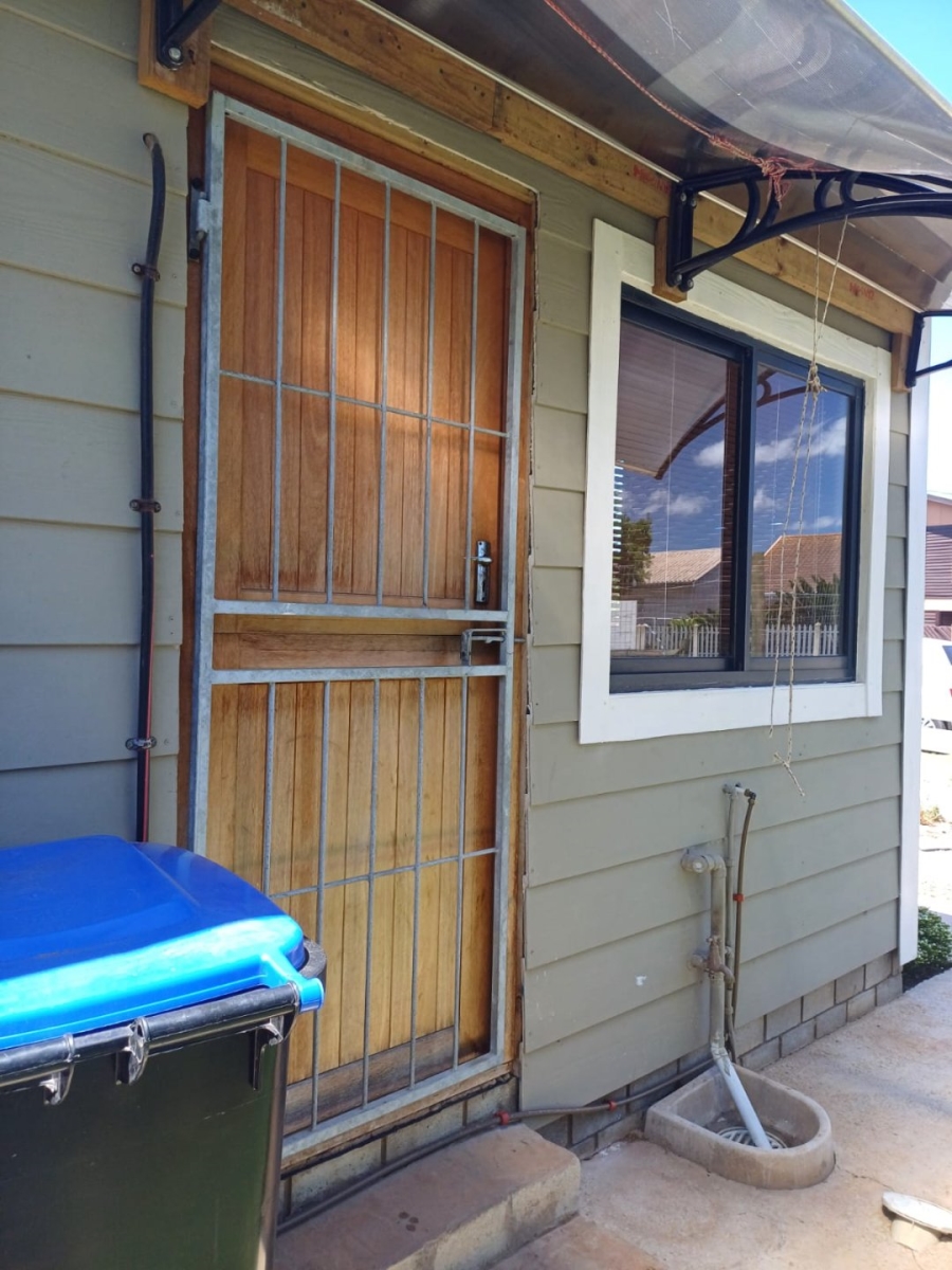 2 Bedroom Property for Sale in C Place Eastern Cape